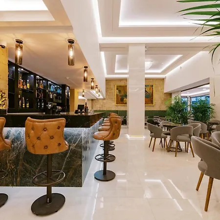 Hotel Acandia 4*