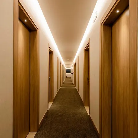 Hotell Acandia 4*