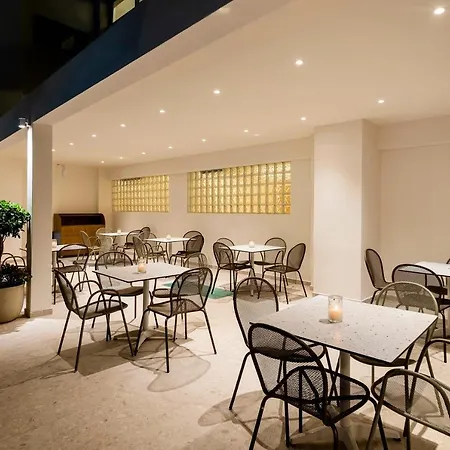 Hotel Acandia