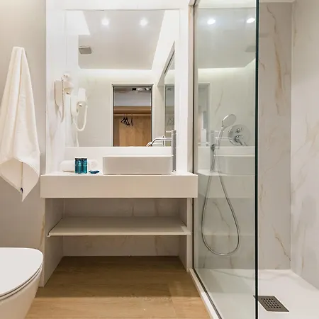 Готель Acandia Rhodes City