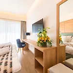 Hotel Acandia