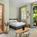 Acandia Hotel